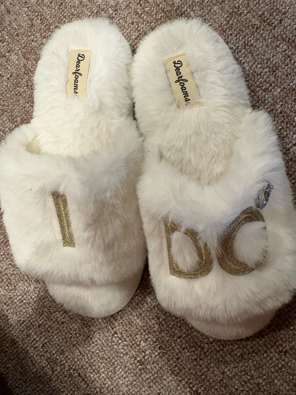 Women’s Plush White Faux-Fur Slippers with Gold Accent